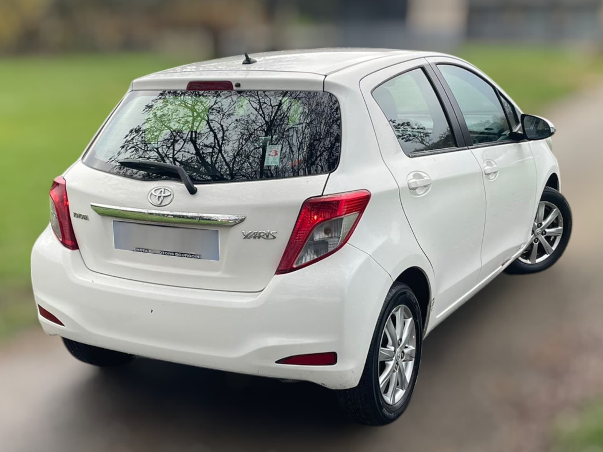 Toyota Yaris 1.0 VVT-I 2012 Essence - volant