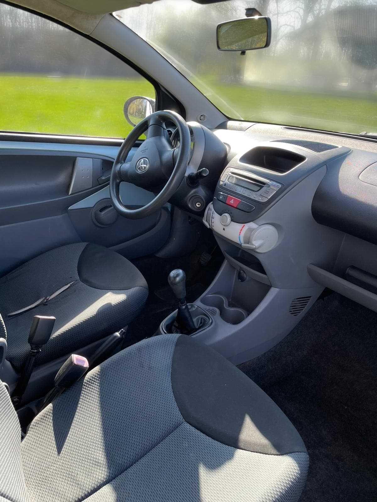 Toyota Aygo 1.0 VVT-I 2006 Essence - volant